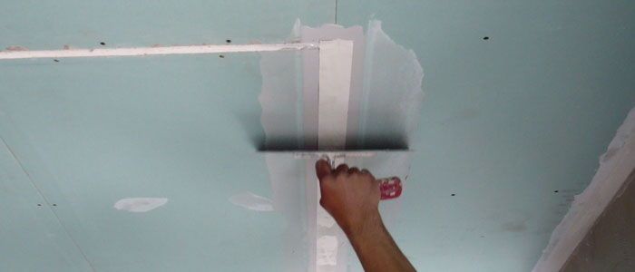 Gyproc plafond en gyprocwerken badkamerrenovatie en sanitair